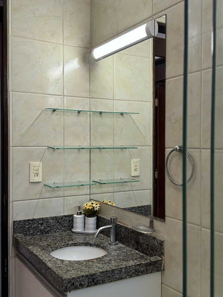 Apartamento em Tambaú – 2 Quartos, Conforto para 5 Pessoas,